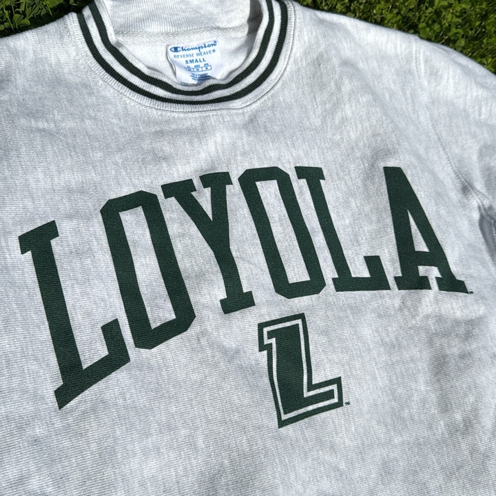 90’s Loyola University Vintage Champion Reverse Weave Crewneck - Picture 2 of 8